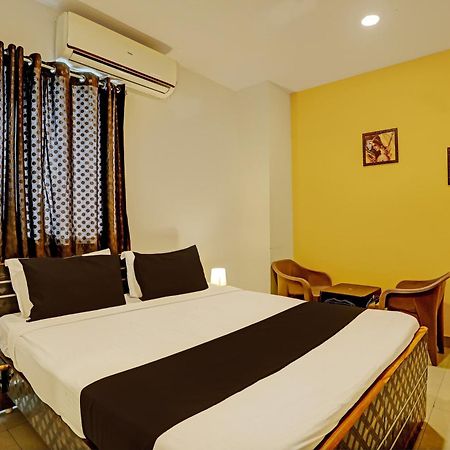 Capital O Saharsh Grand Near Shilparamam Hyderabad Exterior foto